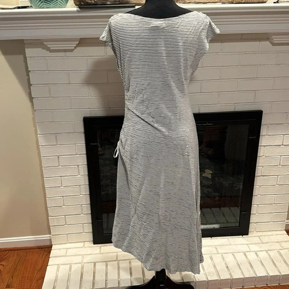 Sporty Max Studio Super Soft Black and White Side Ruched Dress Sz Medium #19 - Picture 5 of 14
